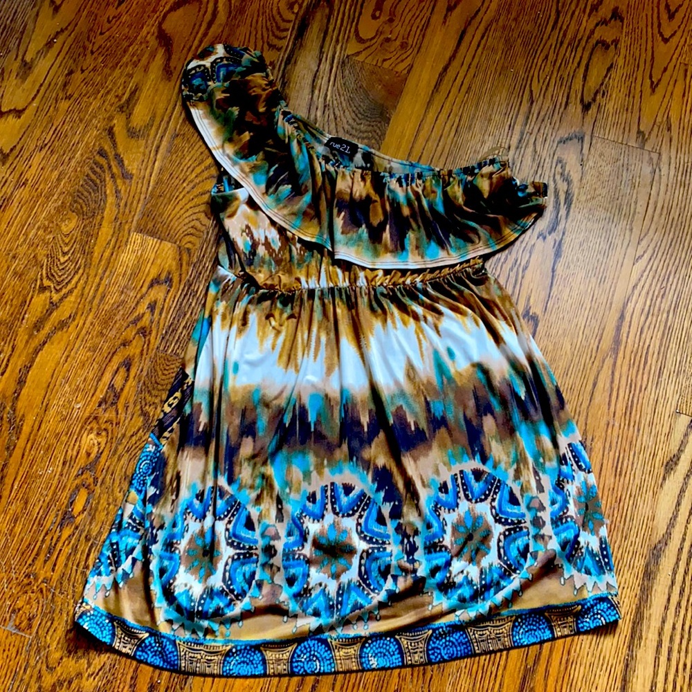 One shoulder tribal print top